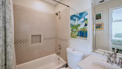 Bath - 101 Front St #8, Key West, FL 33040 photo 2 of 2