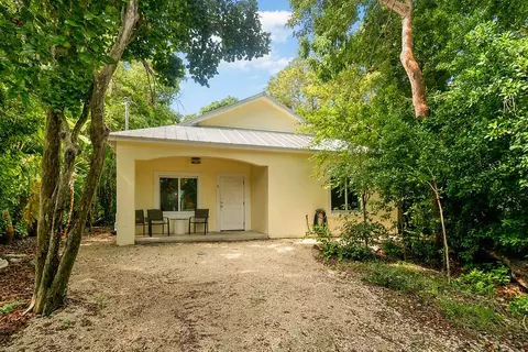 13 Bonita Ave, Key Largo, FL 33037