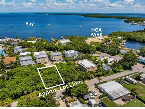 Lakeview And Poinciana Drive, Key Largo, FL 33037