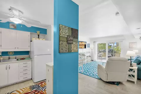 109 Avenue D #304, Marathon, FL 33050
