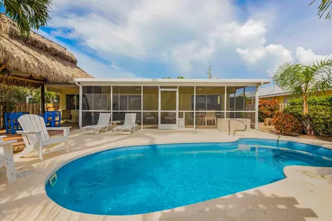 351 5th St, Key Colony, FL 33051