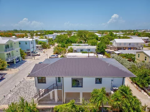 View/Area - 708 82nd Street Ocean Street Ocean Street Ocean, Marathon, FL 33050 photo 7 of 17