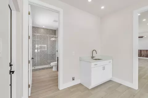 Entry Way - 708 82nd Street Ocean Street Ocean Street Ocean, Marathon, FL 33050 photo 1 of 1