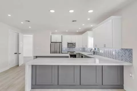 Kitchen - 708 82nd Street Ocean Street Ocean Street Ocean, Marathon, FL 33050 photo 1 of 4