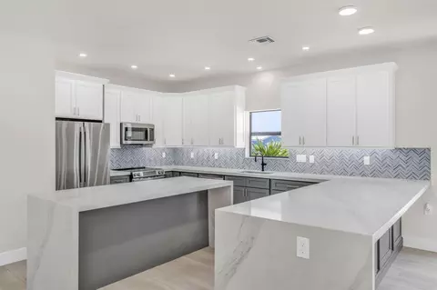 Kitchen - 708 82nd Street Ocean Street Ocean Street Ocean, Marathon, FL 33050 photo 2 of 4