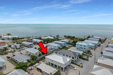 View/Area - 708 82nd Street Ocean Street Ocean Street Ocean, Marathon, FL 33050 photo 4 of 17