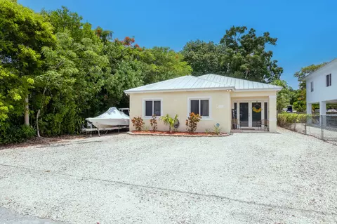 416 Collins St, Key Largo, FL 33037