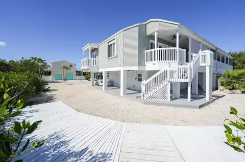 104 52nd St Ocean St, Marathon, FL 33050 photo 4