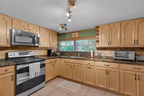 72 First Ct, Key Largo, FL 33037 photo 8