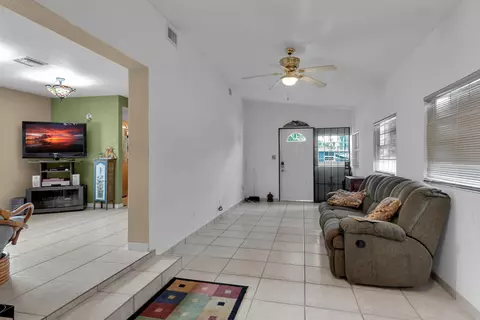 72 First Ct, Key Largo, FL 33037 photo 4