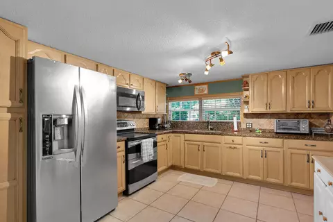 72 First Ct, Key Largo, FL 33037 photo 7