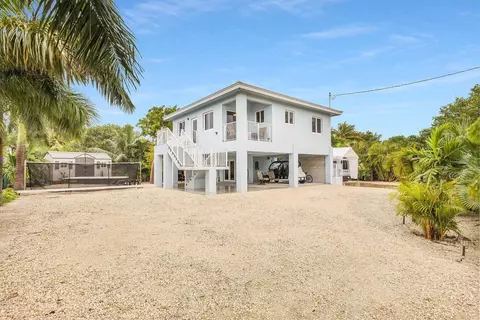 31120 Ave J, Big Pine Key, FL 33043