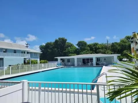 40 High Point Rd #F-206, Tavernier, FL 33070
