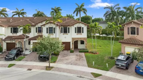 232 SE 33rd, Homestead, FL 33033