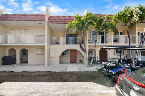 423 Sombrero Beach Rd #2, Marathon, FL 33050