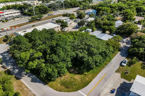 204 Ocean Blvd, Key Largo, FL 33070