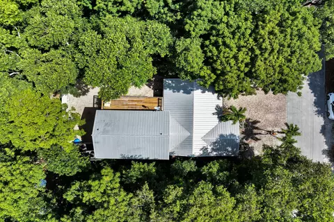 View/Area - 1041 Gibraltar Rd, Key Largo, FL 33037 photo 1 of 2