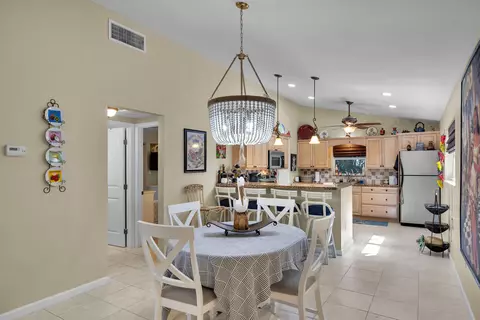 Dining - 1041 Gibraltar Rd, Key Largo, FL 33037 photo 1 of 2