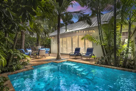 517 Elizabeth St, Key West, FL 33040