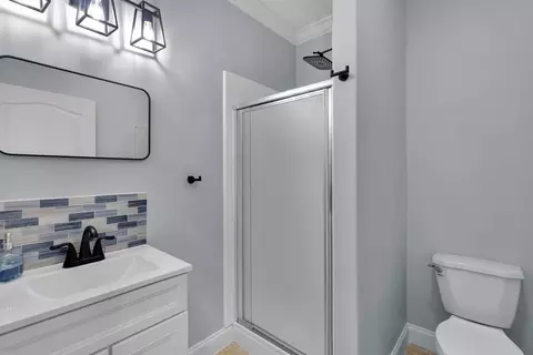Bath - 57 Palm Dr, Key West, FL 33040 photo 1 of 3