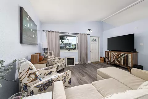 423 80th St, Marathon, FL 33050 photo 3