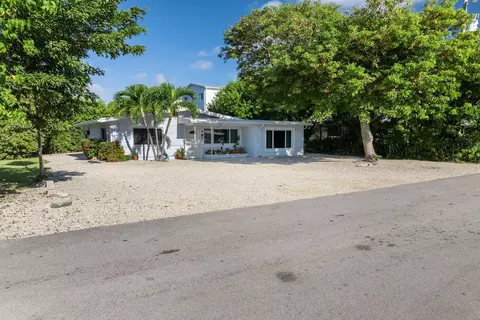 423 80th St, Marathon, FL 33050 photo 9
