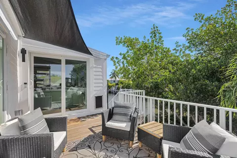 Exterior - 840 62nd Street Ocean St, Marathon, FL 33050 photo 15 of 16