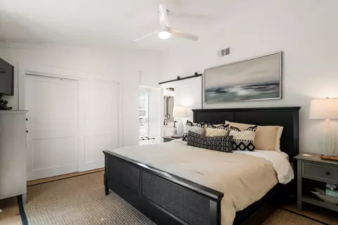 Bedroom - 840 62nd Street Ocean St, Marathon, FL 33050 photo 2 of 9