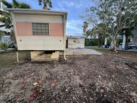 6 Beach Dr, Saddlebunch, FL 33040 photo 7