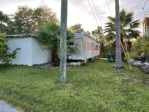 6 Beach Dr, Saddlebunch, FL 33040 photo 4