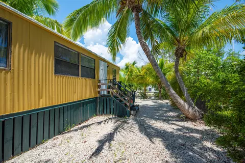 27983 Snapper Ln, Little Torch Key, FL 33042