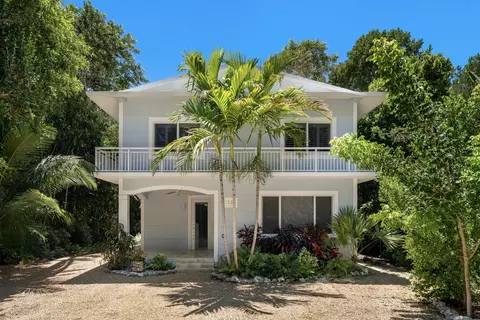 131 Indian Mound Trl, Tavernier, FL 33070