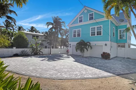 22562 Jolly Roger Dr, Cudjoe Key, FL 33042