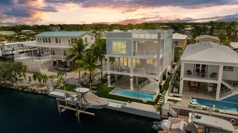 705 Garden State Ln, Key Largo, FL 33037
