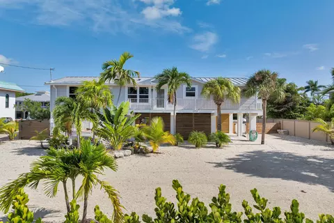 22915 Bluegill Ln, Cudjoe Key, FL 33042