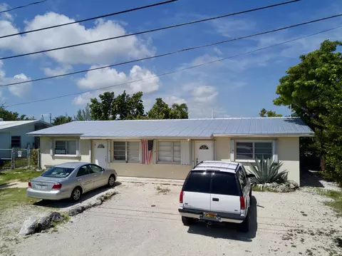3962-3964 No Name Rd, Big Pine Key, FL 33043