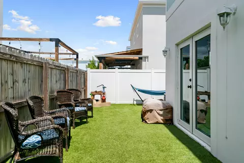 Exterior - 3 Coconut Dr, Key Largo, FL 33037 photo 4 of 7