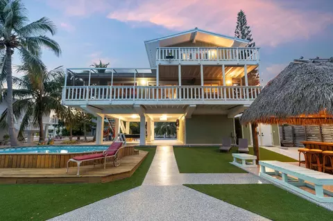 1032 Adams Dr, Key Largo, FL 33037