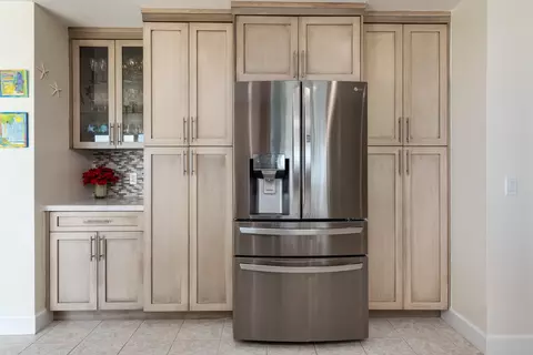Kitchen - 11399 6th Ave Ocean, Marathon, FL 33050 photo 4 of 4