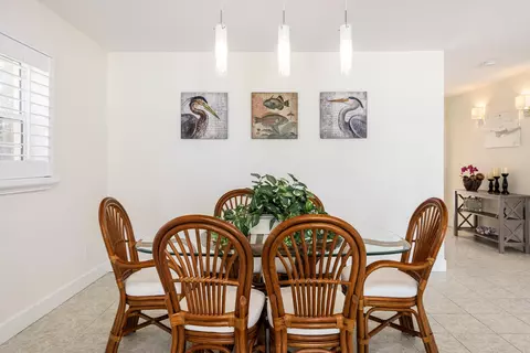 Dining - 11399 6th Ave Ocean, Marathon, FL 33050 photo 2 of 2