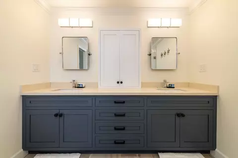 Bath - 11399 6th Ave Ocean, Marathon, FL 33050 photo 3 of 5