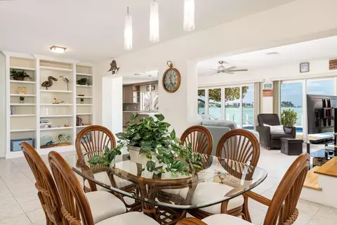 Dining - 11399 6th Ave Ocean, Marathon, FL 33050 photo 1 of 2
