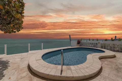 Exterior - 11399 6th Ave Ocean, Marathon, FL 33050 photo 1 of 9