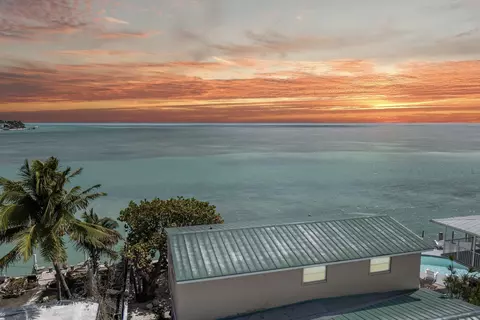 View/Area - 11399 6th Ave Ocean, Marathon, FL 33050 photo 1 of 6