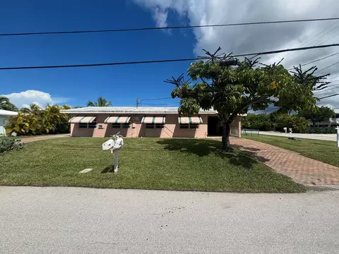 1433 Sunset Rd, Big Pine Key, FL 33043