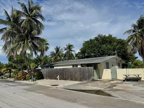 1877-1875 107th Street Gulf, Marathon, FL 33050