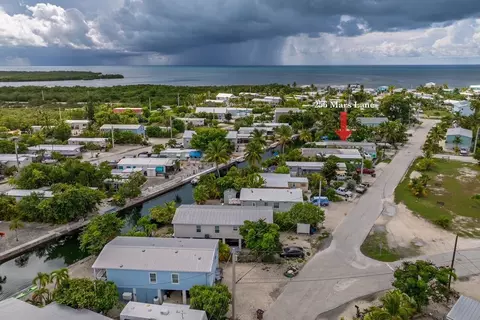 256 Mars Ln, Key West, FL 33040 photo 2