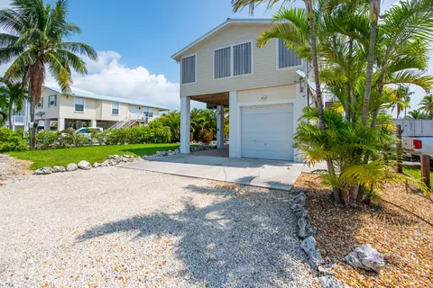 923 Indies Rd, Ramrod Key, FL 33042