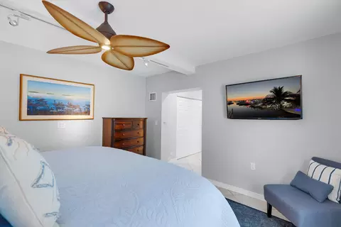 Bedroom - 827 Eisenhower Dr, Key West, FL 33040 photo 3 of 8