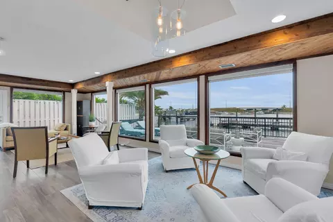Living - 827 Eisenhower Dr, Key West, FL 33040 photo 4 of 11